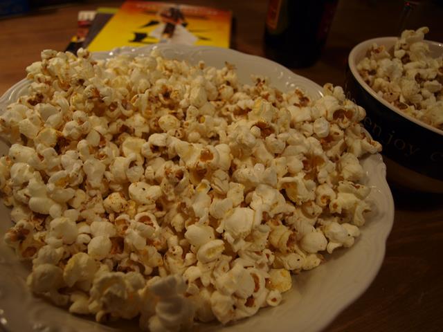 Popcorn karmelowy