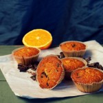 Przełatwe i przepyszne pomarańczowe muffinki z czekoladą