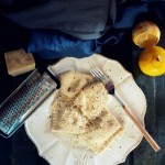 Ravioli z ricottą, parmezanem, skórką z cytryny i pieprzem