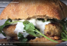 Burger z indyka z grillowanymi morelami - video